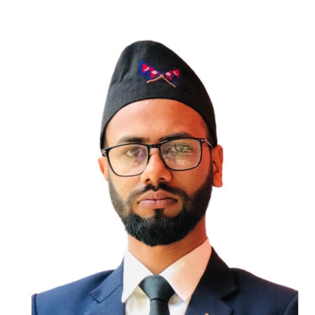 नविन खनाल